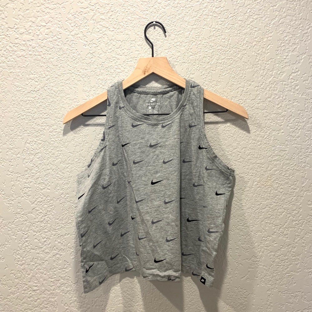 Nike Crop Top
